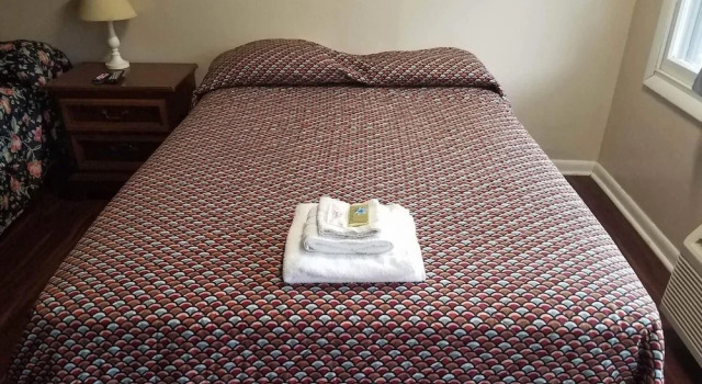 Park n Stay Inn, Book Hotel Hoteller i Johnson City med parkering, Parkering