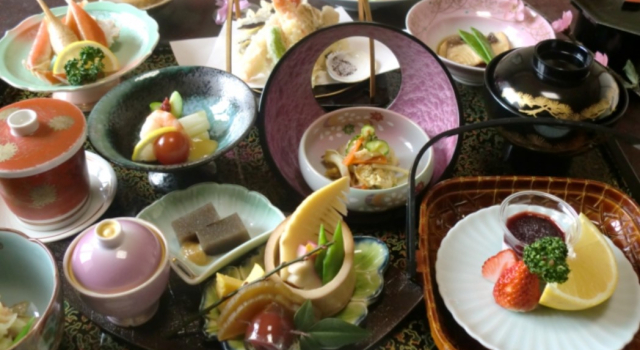 Kappo Ryokan Irohatei, Boek Hotel Minamiuonuma 