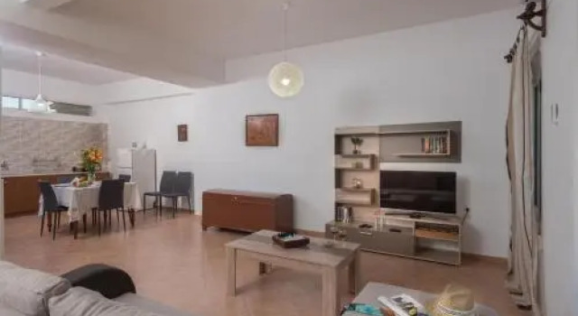 Kostas Homes, Забронировать Отель Афрата Западный Крит