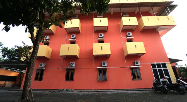 OYO 2486 Bahana Guest House, Rezervați Pensiune Hoteluri în Sulawesi cu parcare, Parcare
