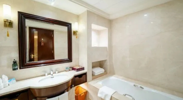 Люкс Deluxe Poly Hotspring Guiyang Hotel