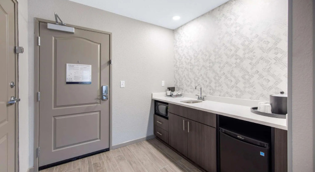 Двухместный люкс Hampton Inn & Suites Ruidoso Downs
