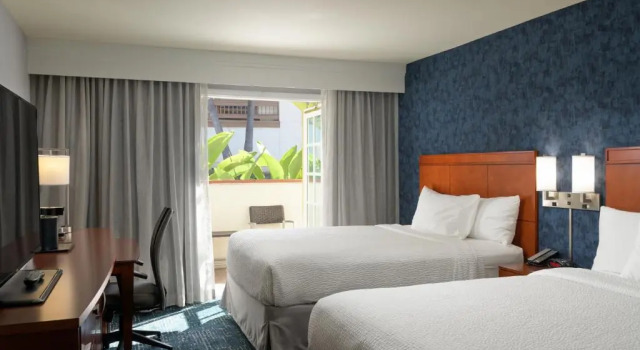 Четырёхместный номер Standard Courtyard San Diego Old Town