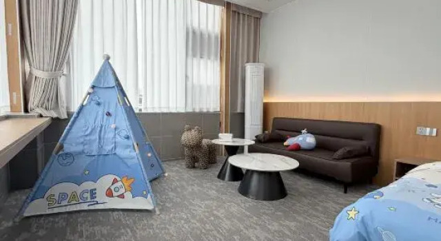 Тент Senlin Resort Hotel (Beihai Qiaogang Fengqing Street Qiaogang Beach)