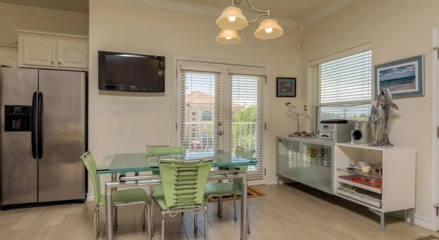 Gardenia Street by Padre Getaways, Buchen Sie Ferienwohnung Hotels in Padre Island mit Pool, Schwimmbad