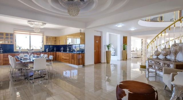 Villa Royale