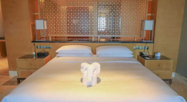 Семейный номер Standard с видом на море Haikou Marriott Hotel