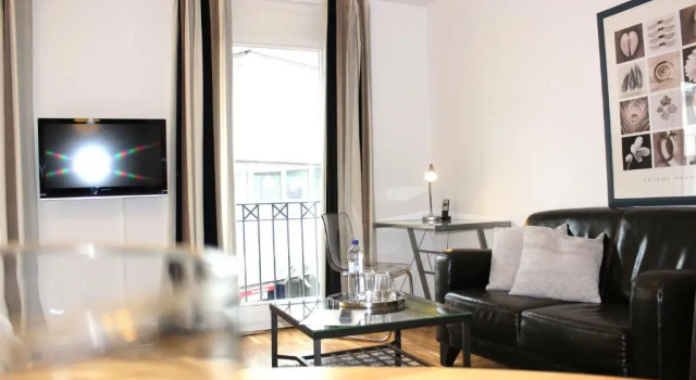 Студия a-partment Cologne Riverside
