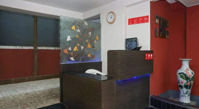Hotel Silvver Crest By OYO Rooms