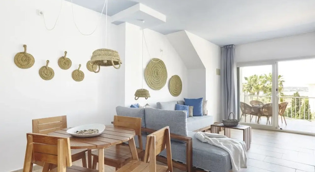 Апартаменты c 1 комнатой с балконом Apartamentos Castaví