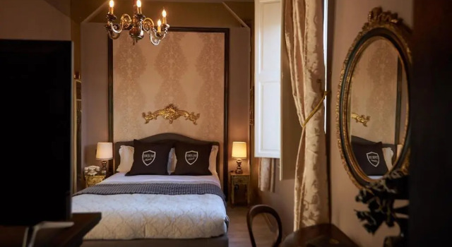 Люкс Deluxe с балконом Villa Tower Inn