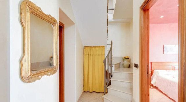 Belvilla by Oyo Sirente House