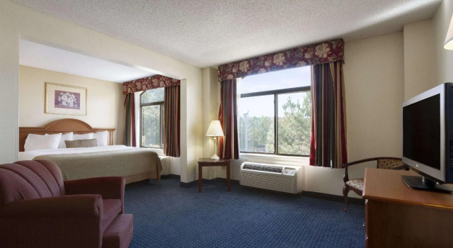 Двухместный люкс Wingate by Wyndham Augusta Fort Eisenhower