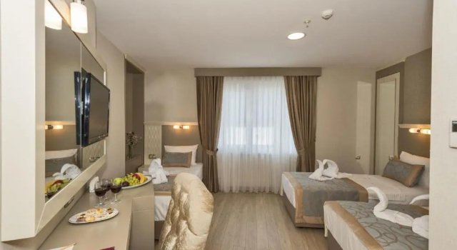 Трёхместный номер Standard Marcello Hotel