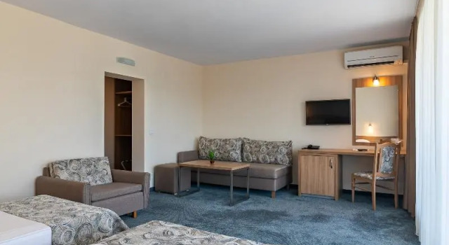 Двухместный номер Standard с балконом и с красивым видом из окна BSA Gradina Hotel & Aquapark - All Inclusive