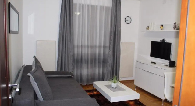 Apartment Zelenkada 48, Buchen Sie Ferienwohnung Čajetina 