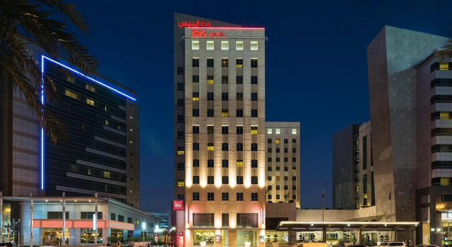 ibis Deira Creekside Dubai, Забронировать Отель Отели Дубая 3 звезды, рядом с GGICO, 3*