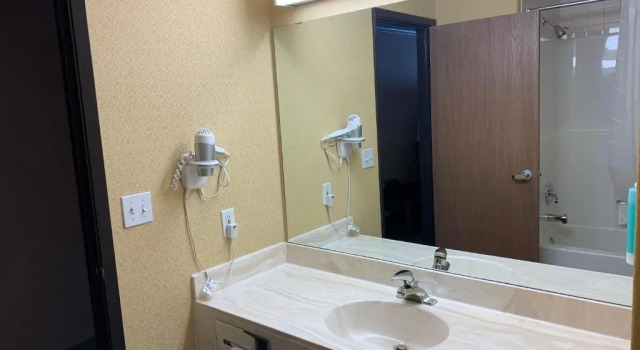 Номер Business Merit Hotel & Suites