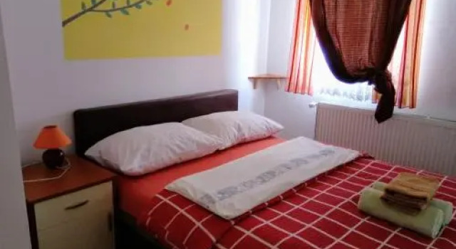 Bed and Breakfast KONOBA JURE
