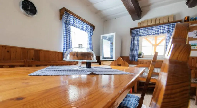 Chaloupka u potoka, Book Hotel Valsov Moravia-Silesia