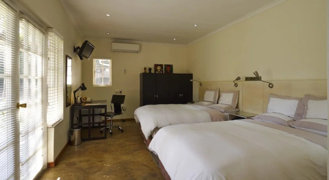 Ten Stirling B&B