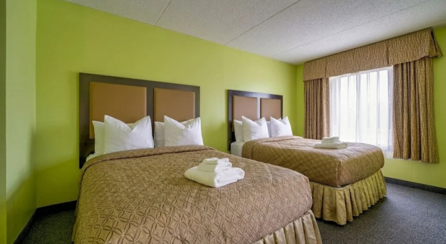 Двухместный номер Standard Grand Persepolis Inn