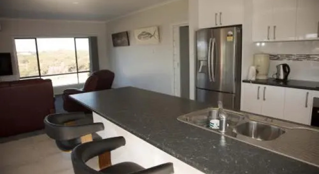 Highview on Victoria Coffin Bay, Book Hotel Coffin Bay South Australia