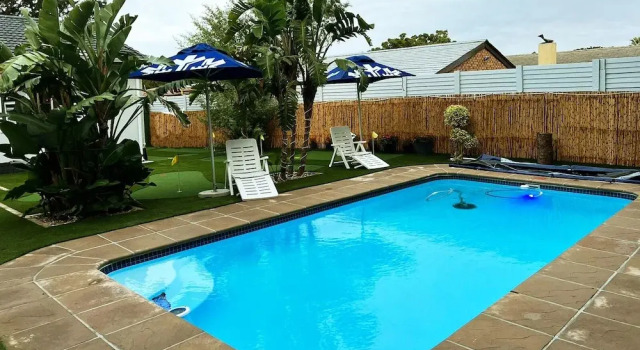 El-Gibor Best Guest House, Забронировать Гостевой дом Отели Cape Peninsula с бассейном, Бассейн