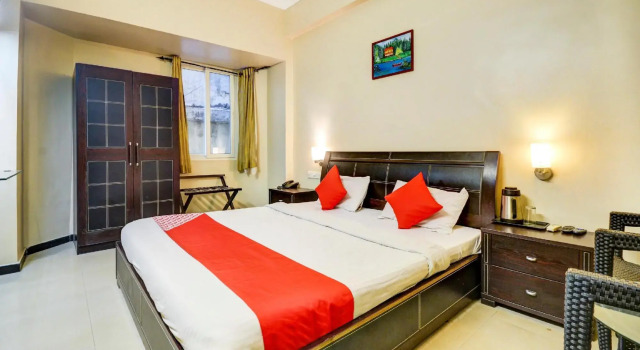 Hotel Vishnu Priya