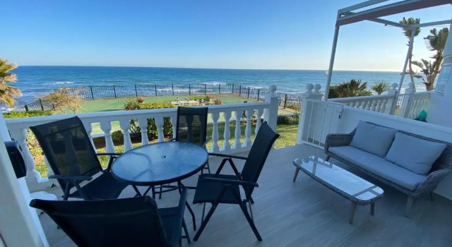 Апартаменты Apartment on Beach Mijas
