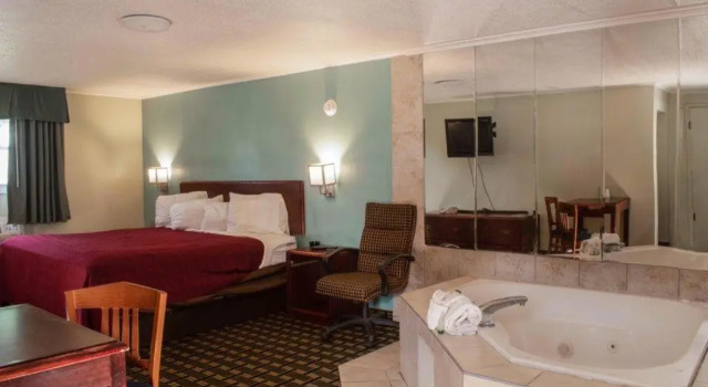 Номер Standard Boulevard Inn