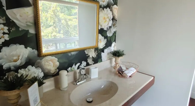 Номер Luxury Stonewater Manor B&B
