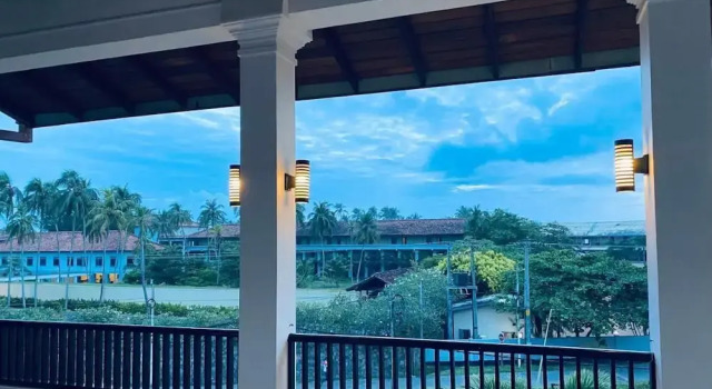 Трёхместный номер Deluxe с балконом Blue Spring Hotel Wadduwa