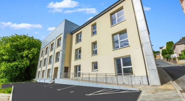 Impeccable 1-bed Apartment in Ebbw Vale, Wales, Забронировать Апартаменты/квартира Ebbw Vale 