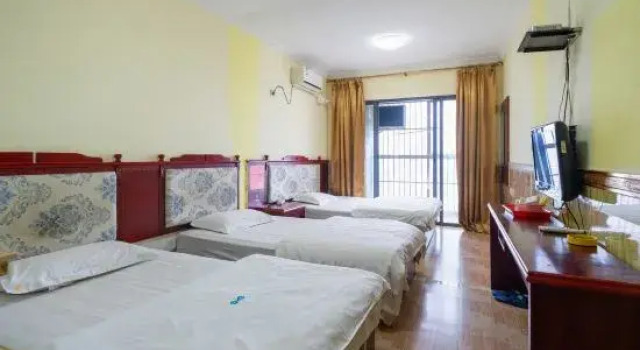 Люкс Morgan Express hotel (Nanning Railway Station)