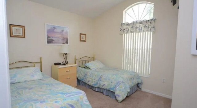 1029 3 Bedroom Pool Home, Eagle Pointe Kissimmee
