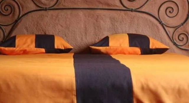 Chambres dHtes Troglo du Rossignolet, Book Hotel Hoteller i Loches med parkering, Parkering