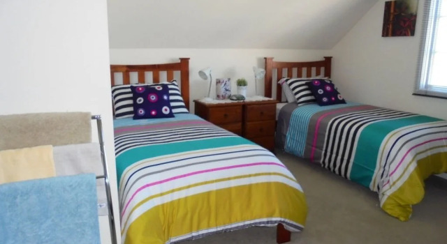 Goulds Country Guest House, Book Pension Hoteller i St Helens med parkering, Parkering