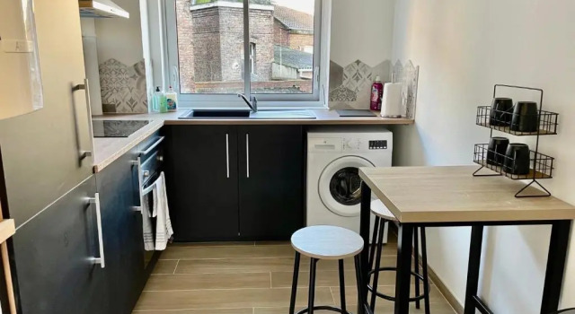 Valenciennes superbe appartement 50 m de la gare, Varaa Huoneisto Valenciennes Picardy