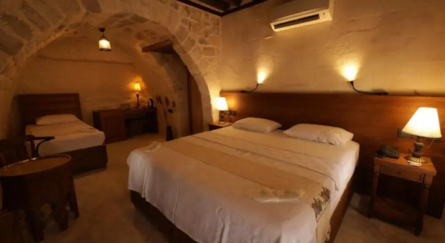 CEVHER KONAĞI, Prenota Hotel Hotel a Anatolia Sud-Orientale con piscina, Piscina
