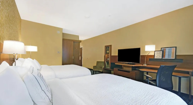 Четырёхместный номер Standard Fairfield Inn & Suites by Marriott Savannah SW/Richmond Hill