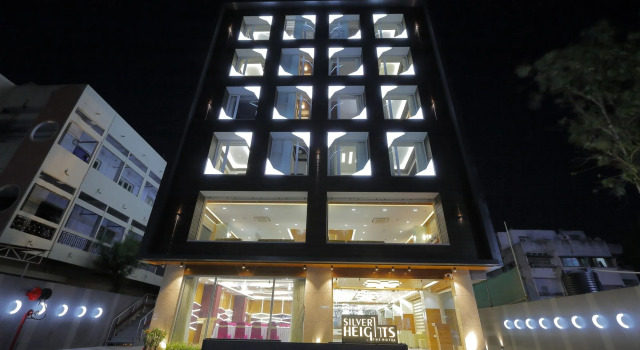 Hotel Silver Heights, Rezerwuj Hotel Hotele w Gujarat ze śniadaniem, Śniadanie