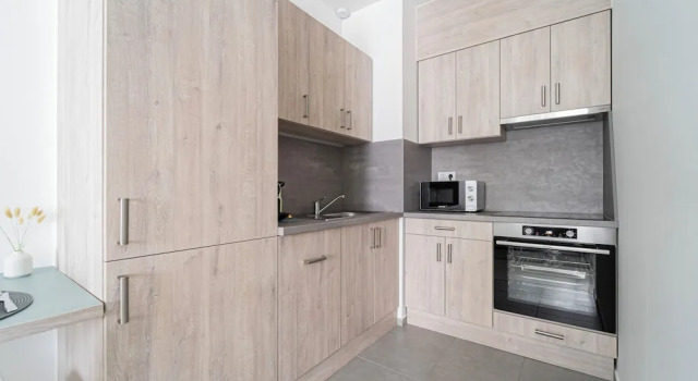 Студия WestSide Garden Apartments by FirstHost