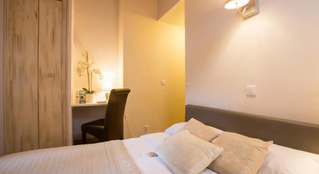 Номер Comfort Logis Hotel Le Petit Casset