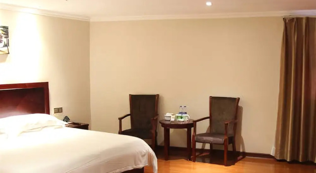 GreenTree Inn Shantou Jinhu Road Business Hotel
