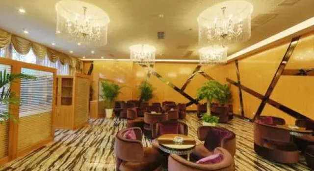 Eiffel Hotel, Boek Hotel Hotels in Chengdu met parkeren, Parkeren