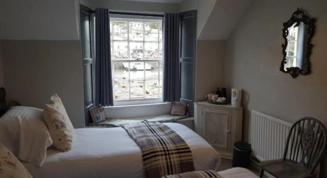 Harbour Moon Inn, Prenota Hotel Looe Cornovaglia, vicino a Looe Beach