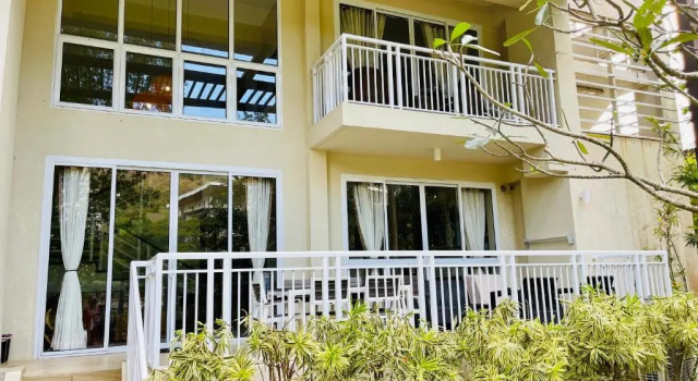 Апартаменты Pico de Loro 2 BD Garden Loft with Lagoon View
