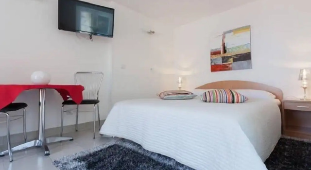 Студия Apartments Cable car