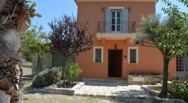 Alekos Beach Houses - Natura Verde